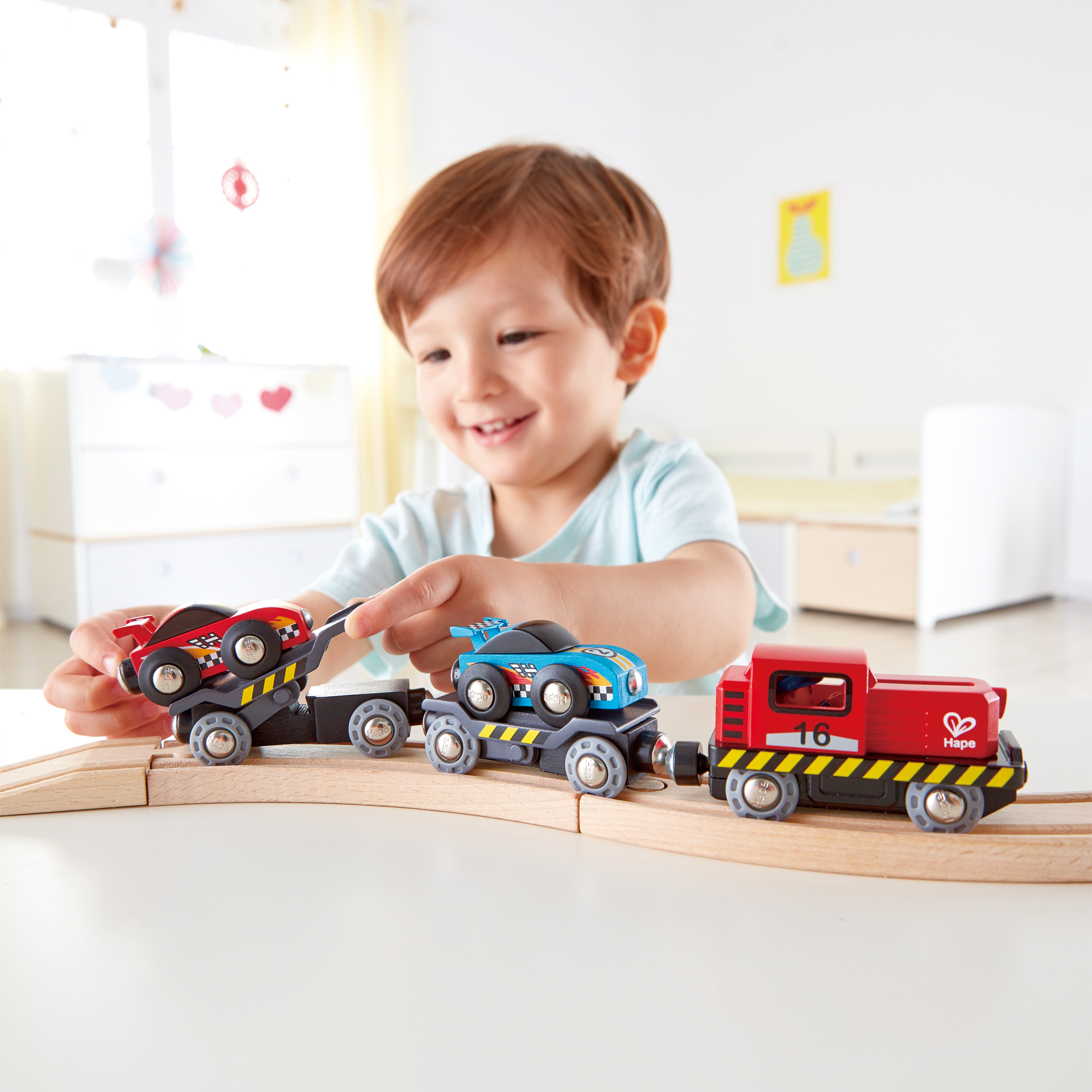 Hape Race Car Transporter | Set Transportasi Kereta Mainan Kayu Enam Bagian untuk Anak-anak