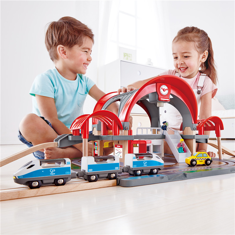Stasiun Hape Grand City | Kayu Pretend Play Railway Set dengan Proyektor dan Perekam | Untuk anak-anak